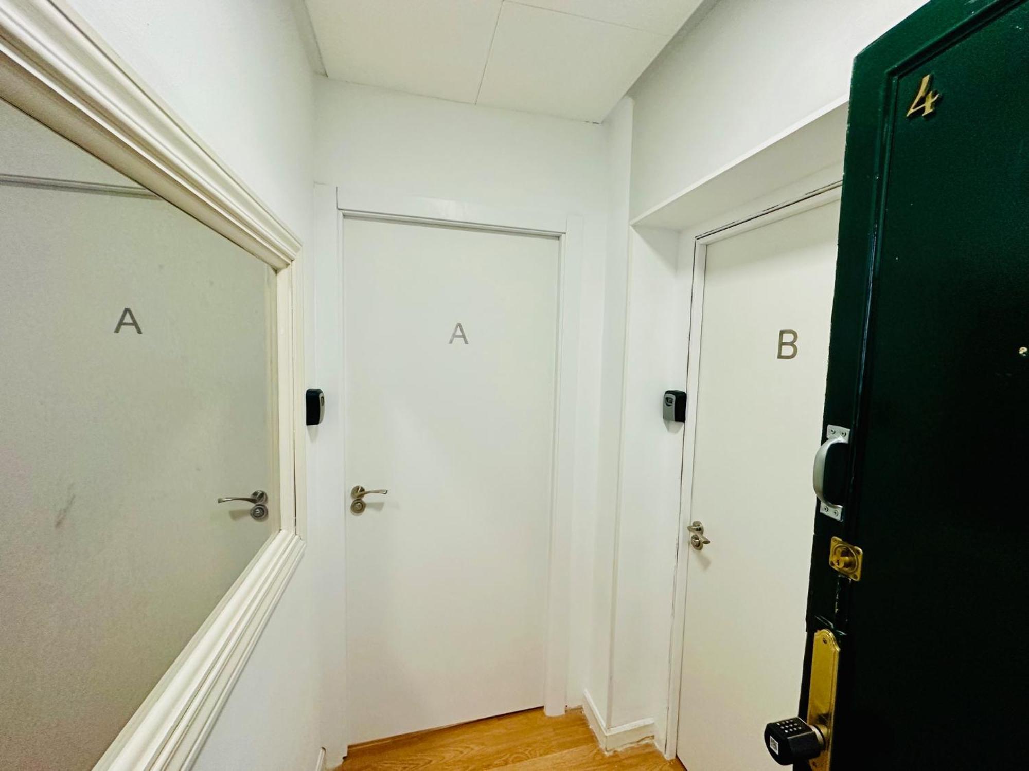 Punta Me Apartments In The Best Location Of Madrid Exterior photo